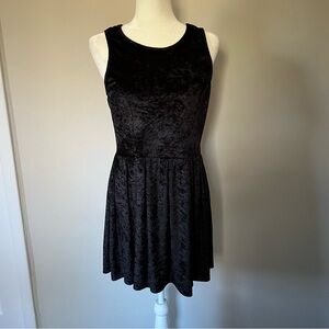 Chic Black Velvet Mini Dress